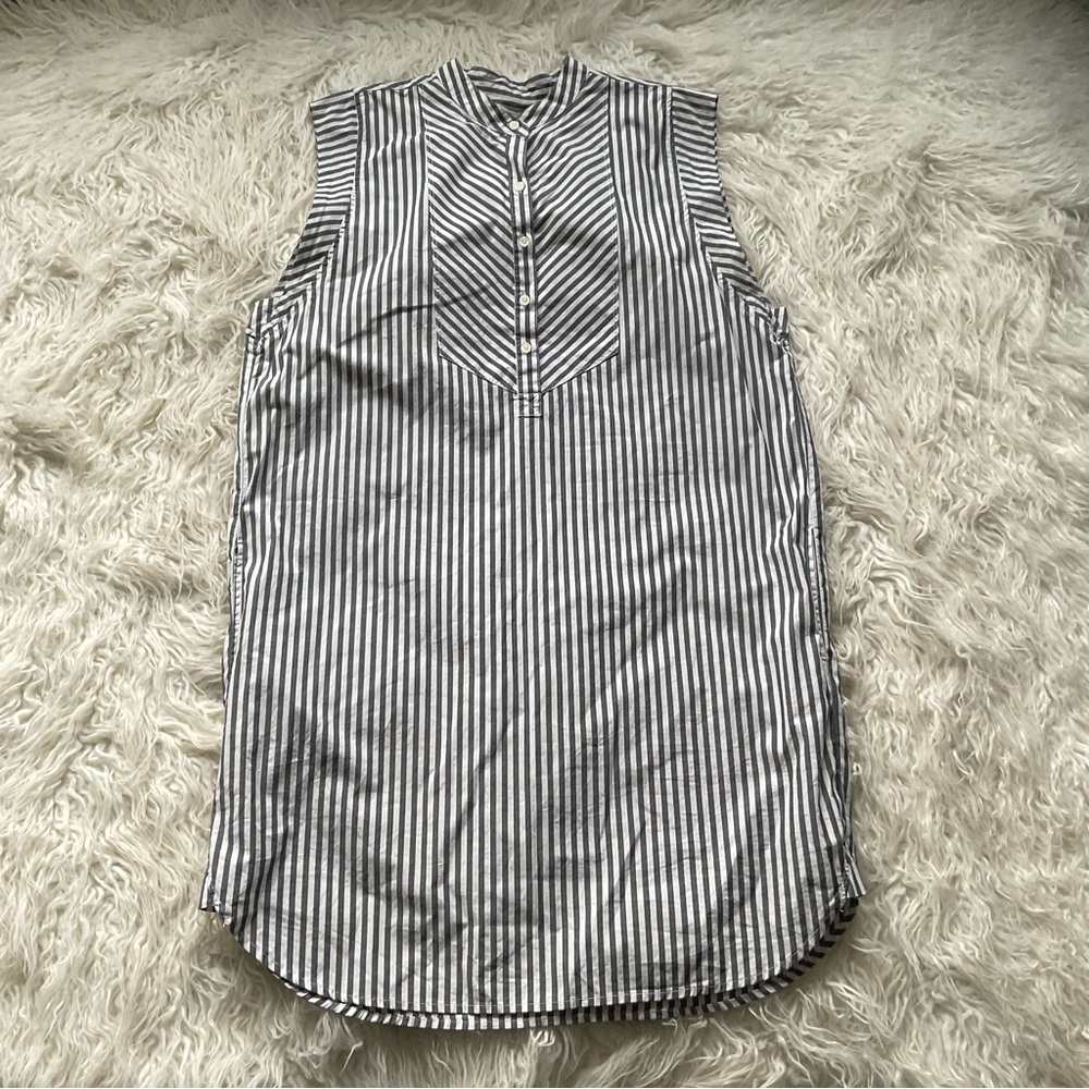 Abercrombie & Fitch Navy and White Sleeveless Striped Shirt Dress